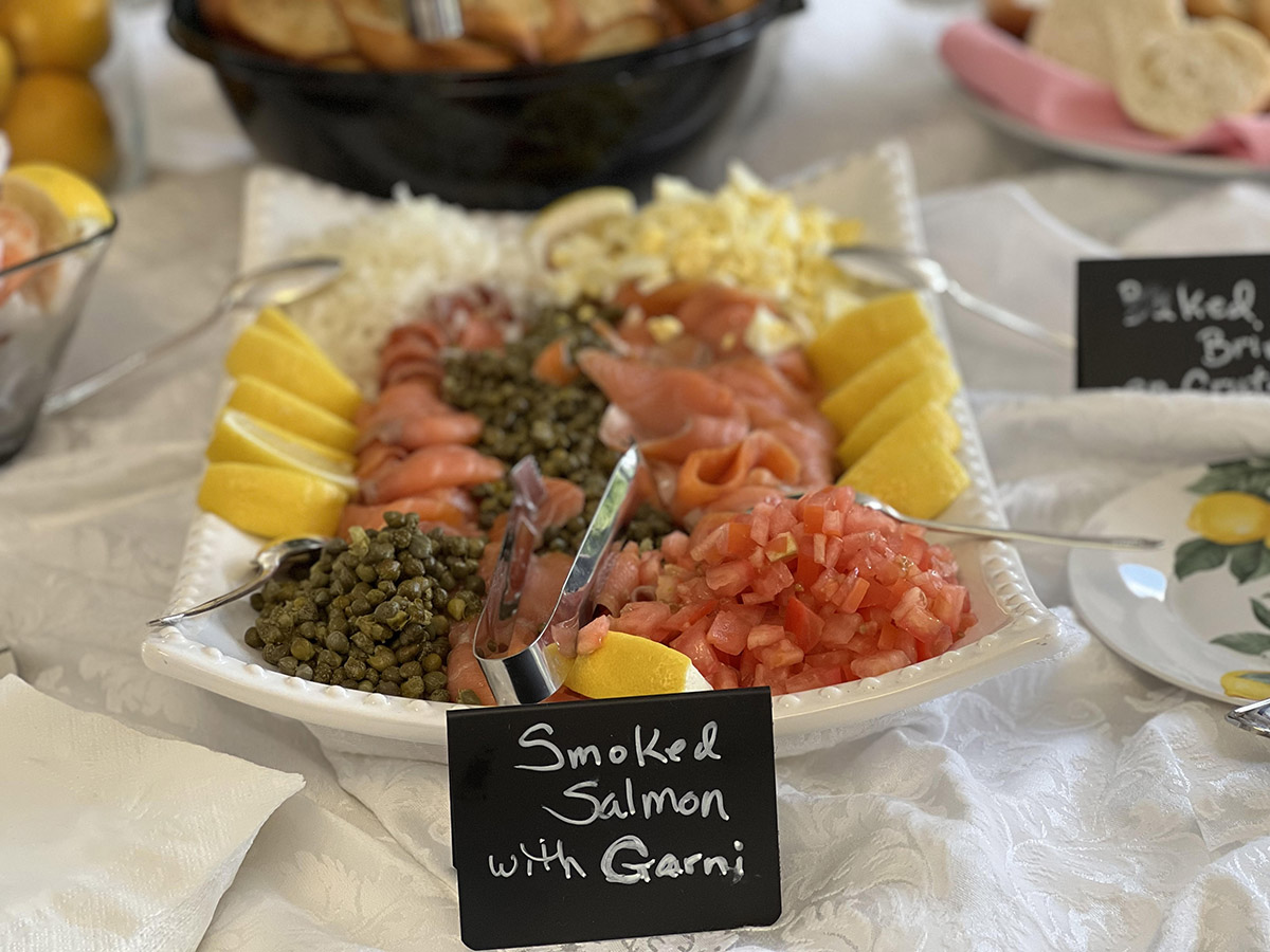 Smoked salmon with Garnish